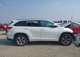 2019 TOYOTA HIGHLANDER LIMITED
