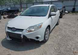2013 FORD FOCUS SE