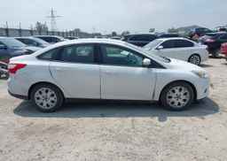 2013 FORD FOCUS SE
