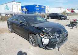 2019 LEXUS ES 300H