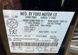 2010 FORD ESCAPE LIMITED