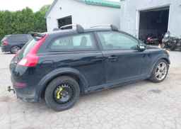 2011 VOLVO C30