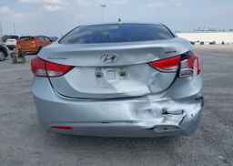 2013 HYUNDAI ELANTRA GL