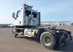 2024 FREIGHTLINER NEW CASCADIA 116