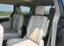 2011 DODGE GRAND CARAVAN CREW
