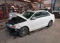 2013 VOLKSWAGEN JETTA