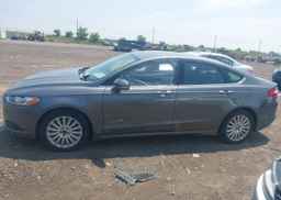2013 FORD FUSION HYBRID SE