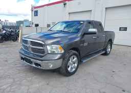 2015 RAM 1500 SLT