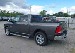 2015 RAM 1500 SLT