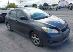 2013 TOYOTA MATRIX