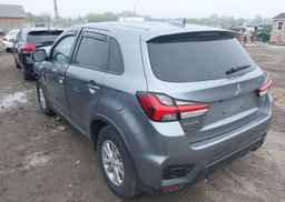 2023 MITSUBISHI RVR SE
