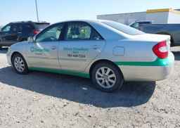 2002 TOYOTA CAMRY LE