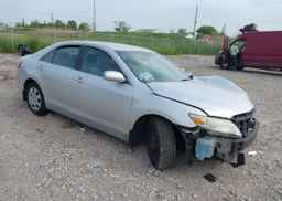 2010 TOYOTA CAMRY SE