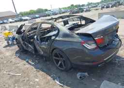 2013 BMW 750 XI