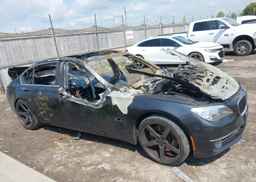 2013 BMW 750 XI