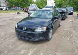 2013 VOLKSWAGEN JETTA