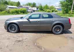 2010 CHRYSLER 300 LIMITED