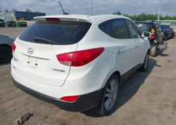2010 HYUNDAI TUCSON LIMITED