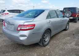 2011 TOYOTA CAMRY LE
