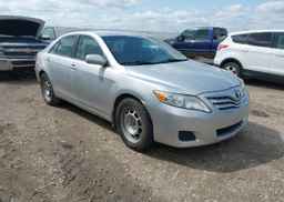 2011 TOYOTA CAMRY LE