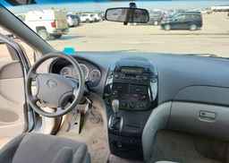 2005 TOYOTA SIENNA CE