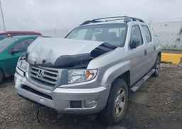 2012 HONDA RIDGELINE DX
