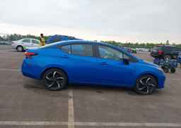 2023 NISSAN VERSA SR