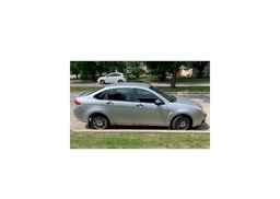 2010 FORD FOCUS SE