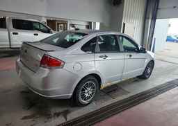 2010 FORD FOCUS SE
