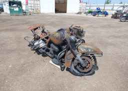 2010 HARLEY-DAVIDSON FLHTC