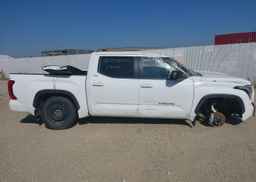 2024 TOYOTA TUNDRA CREWMAX SR