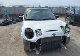 2024 MINI SE 3 DOOR COOPER