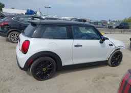 2024 MINI SE 3 DOOR COOPER
