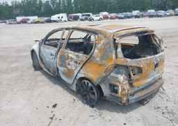 2012 VOLKSWAGEN GOLF