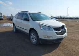 2011 CHEVROLET TRAVERSE LS