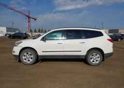 2011 CHEVROLET TRAVERSE LS