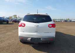 2011 CHEVROLET TRAVERSE LS