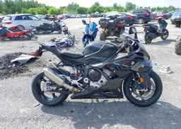 2025 BMW S 1000 RR