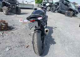 2025 BMW S 1000 RR