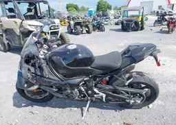 2025 BMW S 1000 RR