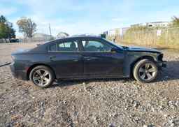 2016 DODGE CHARGER SXT