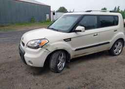 2010 KIA SOUL +