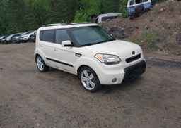2010 KIA SOUL +