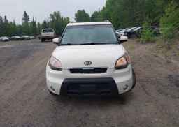 2010 KIA SOUL +