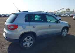 2010 VOLKSWAGEN TIGUAN 2.0 TSI COMFORTLINE