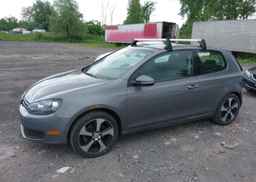 2013 VOLKSWAGEN GOLF