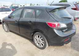 2013 MAZDA MAZDA3