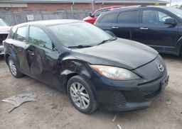 2013 MAZDA MAZDA3