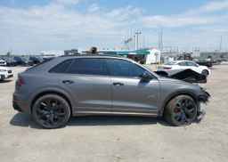 2022 AUDI RS Q8 4.0T