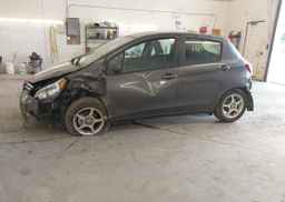 2015 TOYOTA YARIS